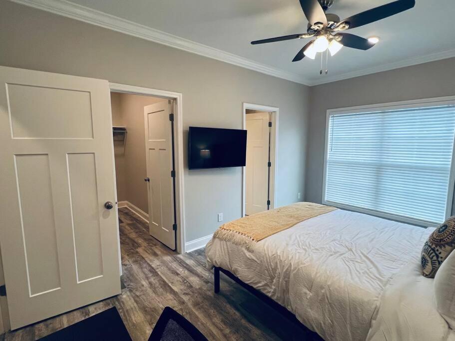 Luxury 4 Bedroom Home And Private Deck By Mcg 6 Augusta Exterior photo